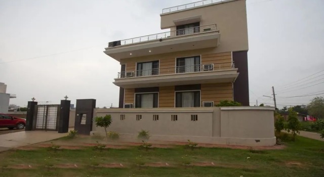 OYO Rooms Medanta III