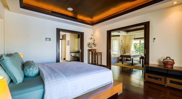 Luxury Mansion 6 BR on Golf Course JB, Забронировать Вилла Ча-Ам 