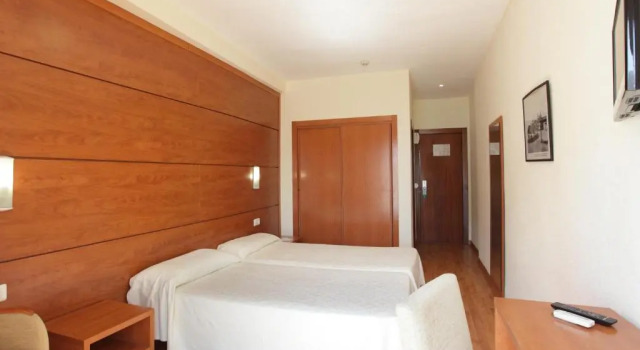 Одноместный номер Economy Limehome Benidorm Calle Mayor