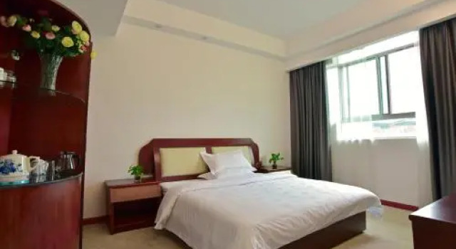 Lang Quan Holiday Hotel, Buchen Sie Hotel Xinning Hunan