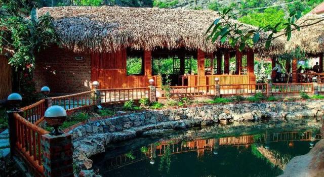 Trang An Mountain House
