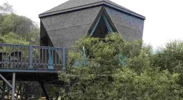 Guanshan Prairie Huaxi Sushang Tree House Hostel, Prenota Ostello Baoji Shaanxi