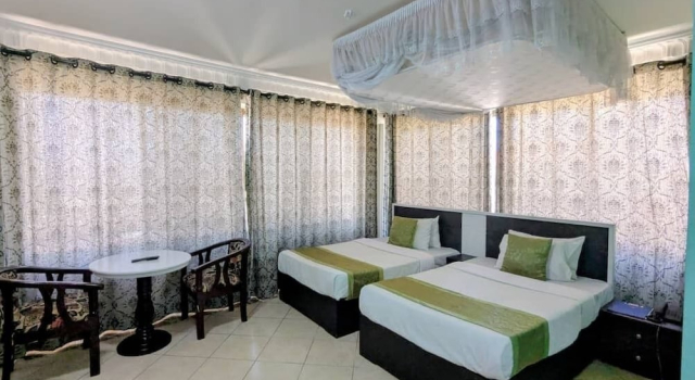Alexander Hotel & Tours, Book Hotel Hoteller i Iringa med parkering, Parkering
