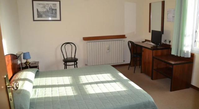Двухместный номер Standard Albergo Elena