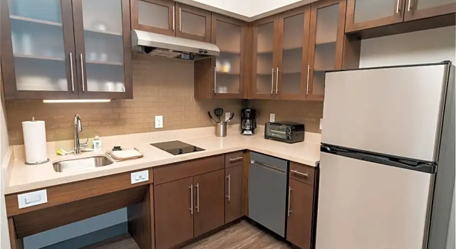 Четырёхместный номер Standard c 1 комнатой Staybridge Suites - Washington DC East - Largo by IHG