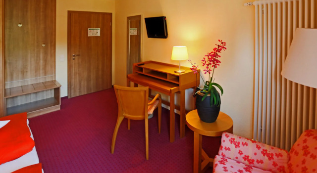 Nashira Kurpark Hotel, Забронировать Отель Бад-Херренальб Landkreis Karlsruhe, рядом с Siebentäler Thermal Baths