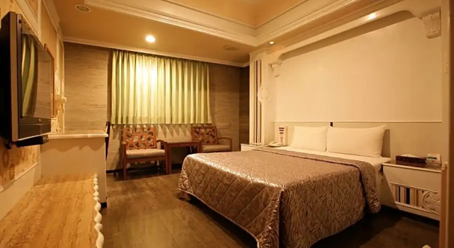 Номер Superior Hua Yue Hotel