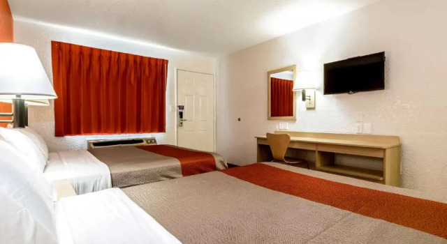 Четырёхместный номер Standard Дуплекс Motel 6-Anaheim, CA - Fullerton East