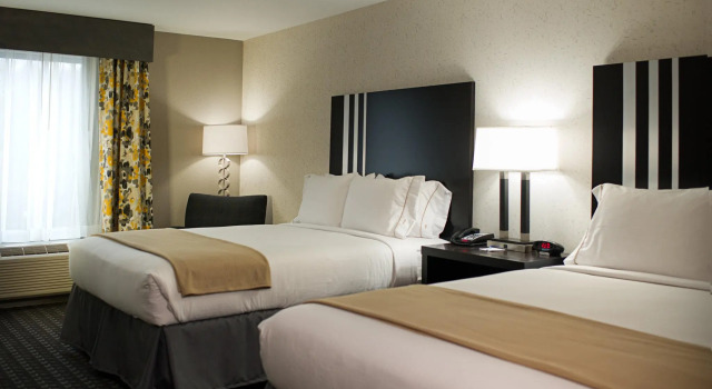 Двухместный номер Standard Holiday Inn Express and Suites Madison Central by IHG