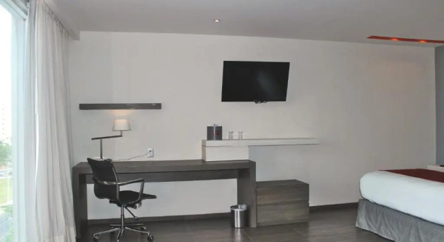 Полулюкс с видом на залив Real Inn Cancún