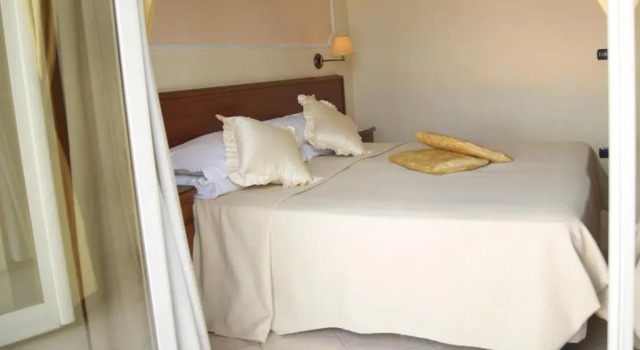 Одноместный номер Economy Hotel Elio