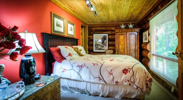 Двухместный люкс Shambhala Bed and Breakfast