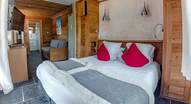 Трёхместный номер Classic Hôtel Alpina & SPA - Restaurant Oxalis