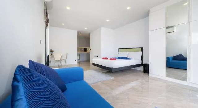 Vibrant Beach Life at Kata Villa UTK4, Забронировать Вилла Карон Бич остров Пхукет