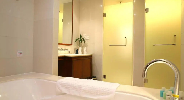Номер Superior Sanya Royal Garden Resort