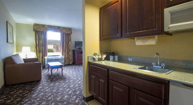 Двухместный номер Standard Hampton by Hilton Brattleboro