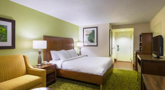 Двухместный номер Premium Hilton Garden Inn Edison/Raritan Center