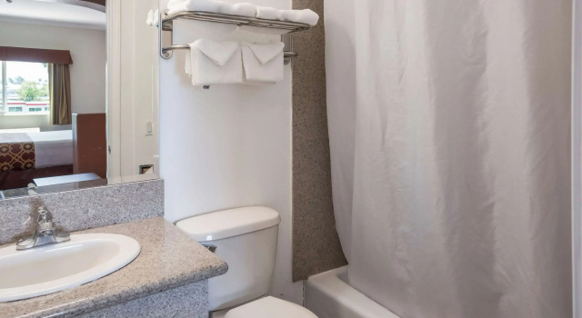 Двухместный люкс Rodeway Inn & Suites Pasadena