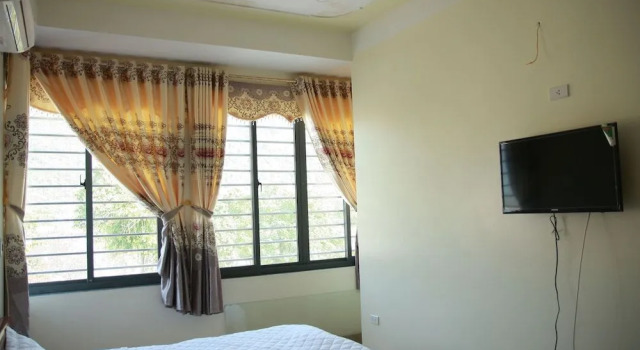 Phu Minh Hotel, Rezervați Hotel Hoteluri în Ha Giang cu parcare, Parcare