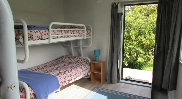 Кровать в общем номере White Elephant Accomodation