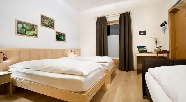 Standard Doppel Zimmer mit Balkon Hotel Alegra