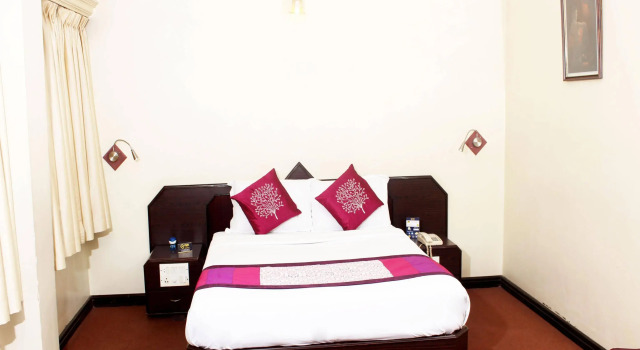 Royal Inn, Забронировать Отель Отели штата Карнатаки 3 звезды, 3*