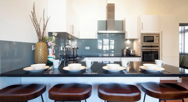 Апартаменты с 2 комнатами Kensington - Lexham Gardens by Viridian Apartments
