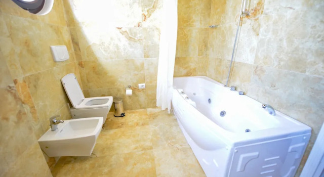Superior cameră Hotel Luani Arte