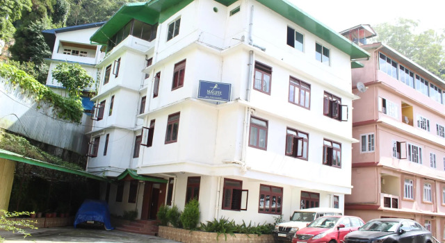 Magpie Mall Road Residency ( MG-MARG )