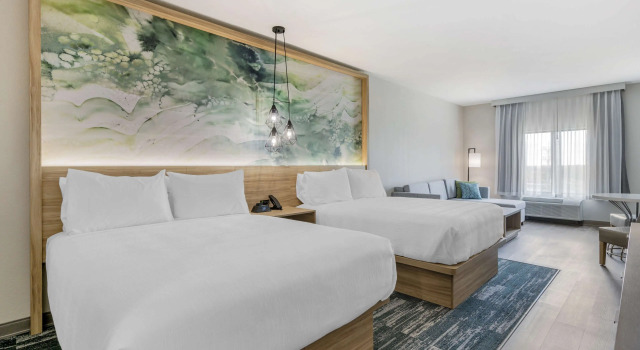Четырёхместный люкс Best Western Plus Winter Haven Inn & Suites