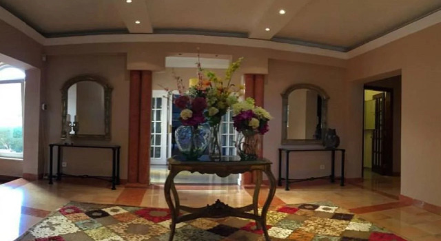 Villa Magnolia, Đặt Biệt thự Almada Lisbon