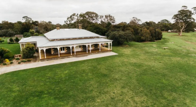 Royal Mail Hotel, Book Hotel Dunkeld Grampians