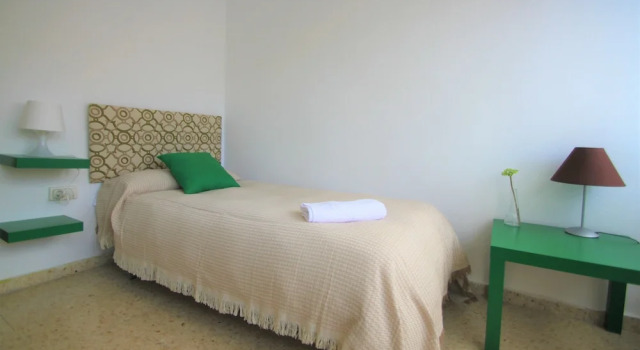Apartamento CasaTuris Teatro Principal, Забронировать Апартаменты/квартира Отели Аликанте с парковкой, рядом с Музей Dinopetrea, Парковка