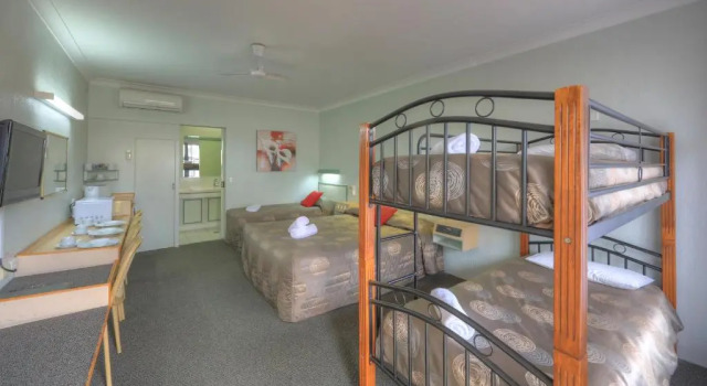 Семейный номер Standard The Alluna Motel, an Ascend Collection Hotel