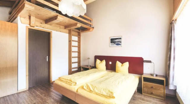 Трёхместный номер Standard Hotel Alpina