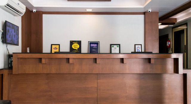 Hotel The Nook, Забронировать Отель Отели штата Тамилнада с завтраком, Завтраки