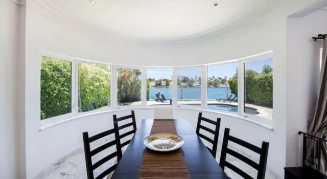 Villa Michelle, Varaa Villa Hotellit Miami Beach uima-altaalla, Uima-allas