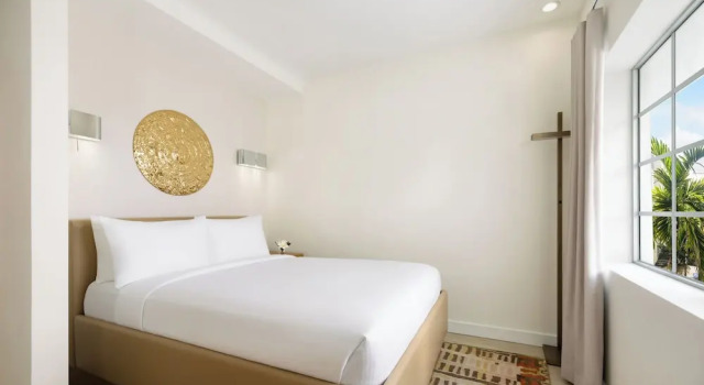 Номер Standard Collins Court South Beach