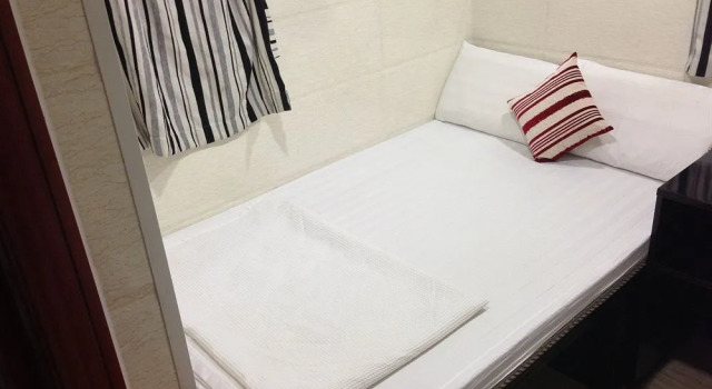 Shanghai Hostel Hong Kong, Rezerwuj Hostel Hotele w Hongkong z parkingiem, w pobliżu Houston Centre, Parking