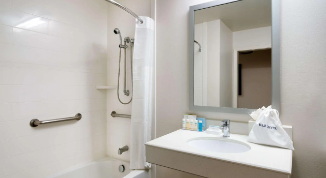 Номер Standard Spark by Hilton Salt Lake City Central