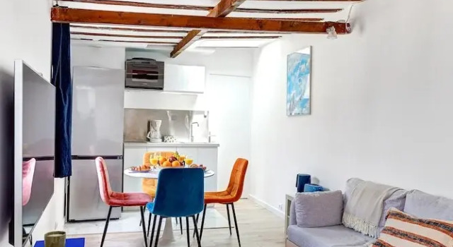 Апартаменты Chic 1BR Steps from Montorgueil