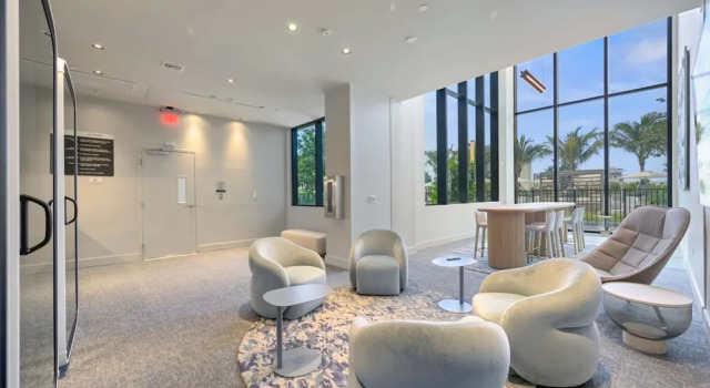 NOK Fantastic 1 BR Den in Miami, Забронировать Апартаменты/квартира Майами-Бич Miami Metropolitan Area