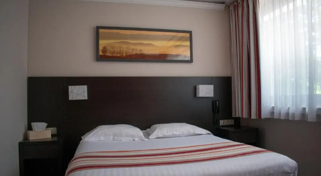 Двухместный номер Standard Contact Hotel B&G Limoges Sud