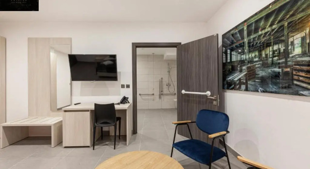 Modern, Large and Spacious HOME, Perfect for GROUP by 360 Estates