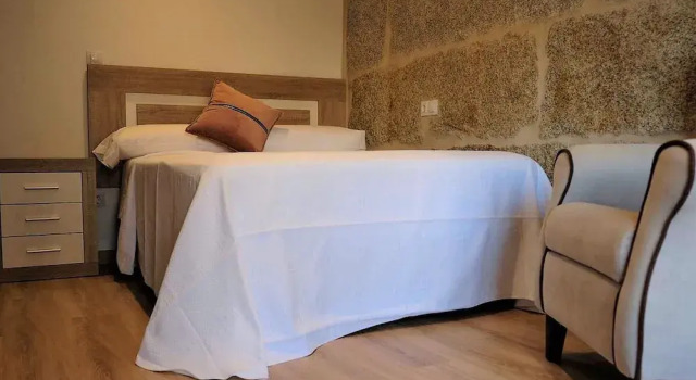 Apartment in Ourense near Hot Springs, Book Apartment Orense 