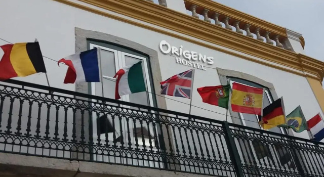 Origens Hostel, Забронировать Хостел Синиш Побережье Алентежу, рядом с Центр культуры и искусства Синеша