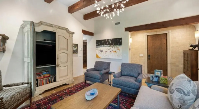 Коттедж с 2 комнатами Alameda Escondido - Historic East Side Luxury, Walk Everywhere