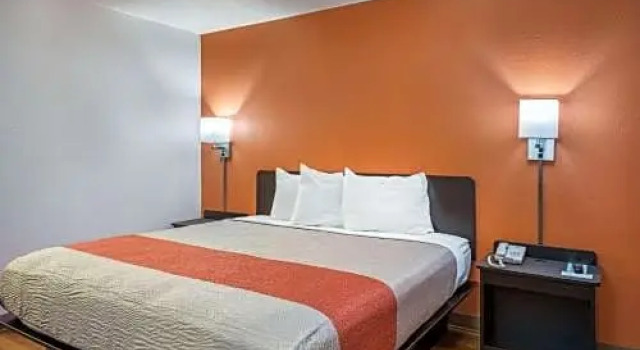 Люкс Motel 6 Opelika AL