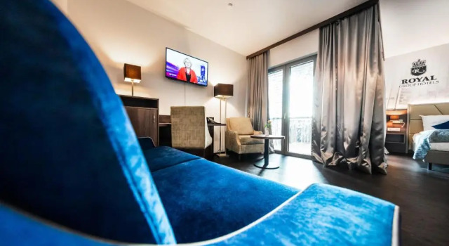Студия Best Western Plus Royal Suites