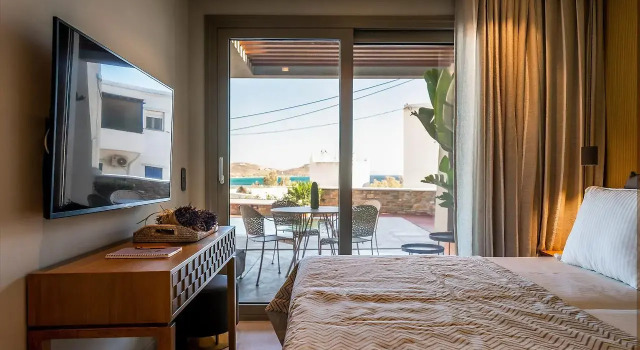 Coocono Tinos Private Villas